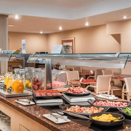Hotel Sunotel Junior 2*