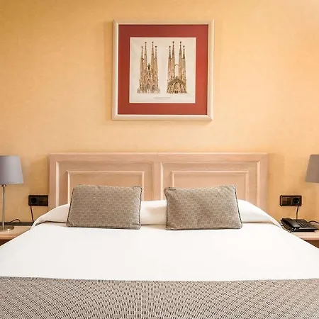 מלון Sunotel Junior