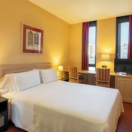 Petit Palace Junior Anteriormente Sunotel Junior Hotel 2*