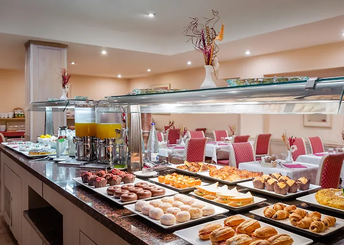 Sunotel Junior Hotel 2*