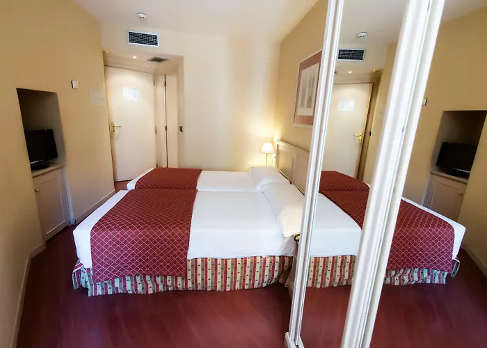 Hotel Sunotel Junior 2*