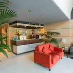 صن اوتيل جونيور 2*