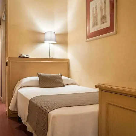 Sunotel Junior Hotel 2*